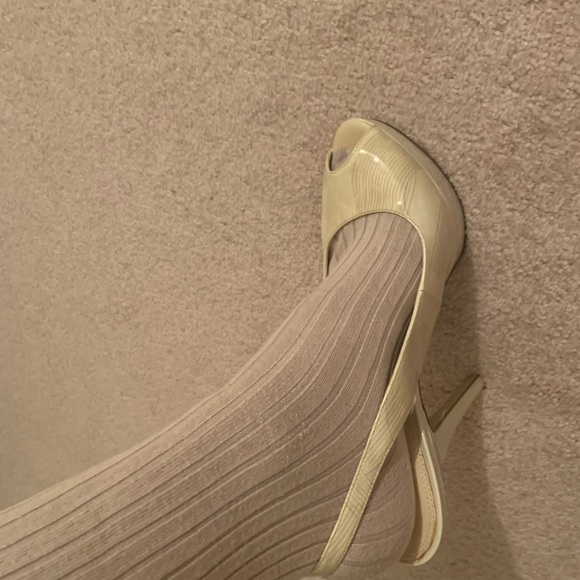 Enzo Angiolini Eastarlite natural platform heels - Picture 6 of 11